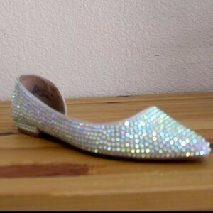 Size 8 Steve Madden iridescent embellished flats